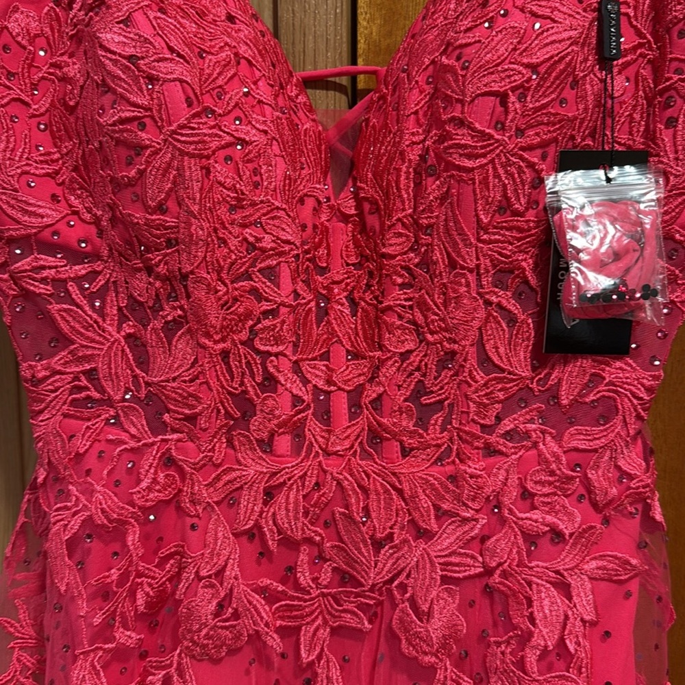 Faviana Glamour Strapless Sweetheart Long Lace Dress - Picture 4 of 5